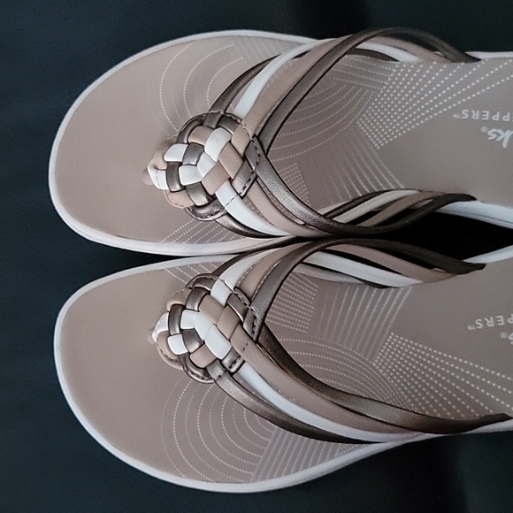 Clarks Womens Cloudsteppers Breeze Coral Flip-Flops - Picture 3 of 3